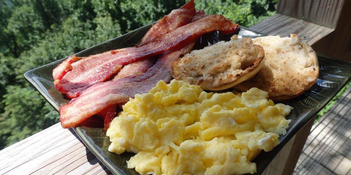 About the Alpine Inn, Little Switzerland, North Carolina, Book Today